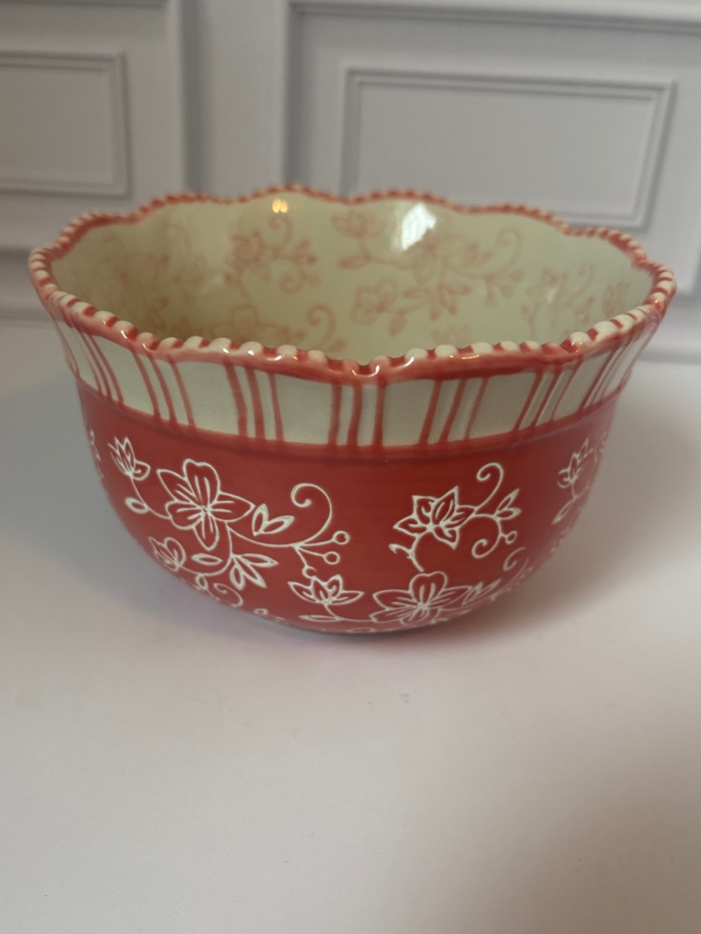 Temp-tations by Tara Floral Lace 0.75 Qt Coral & Cream Ceramic Serving Bowl.